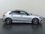 Mercedes-Benz A-klasse 180 Business Solution AMG | Trekhaak | Panoramaschuifdak | AMG Line Plus pakket | 19”AMG-velgen | Head-up display | Dodehoekassistent |