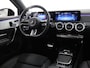 Mercedes-Benz A-klasse 180 Business Solution AMG | Trekhaak | Panoramaschuifdak | AMG Line Plus pakket | 19”AMG-velgen | Head-up display | Dodehoekassistent |