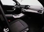 BMW 3-Serie Touring 320e | PANORAMADAK | APPLE CARPLAY - ANDROID AUTO | NAVIGATIE | LED VERLICHTING | LICHTMETALEN VELGEN | PARKEERSENSOREN | DAB RADIO | BLUETOOTH |
