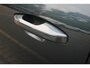 Volvo EC40 Single Motor Extended Range Ultra Europa 82 kWh | Eerste registratie september 2026 | Black Edition | Panoramadak | Semi-elektrische trekhaak | Verwarmbare voorstoelen+stuurwiel | Elektrisch bedienbare voorstoelen | 360 graden camera | Premium Audio by Harman Kardon | Warmtepomp | Adaptieve Cruise Control | 20 inch lichtmetalen velgen