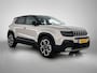 Jeep Avenger 156pk Summit 54 kWh Automaat | Elektrische Klep | Adaptieve Cruise Control | ACCU 97% | Climate Control | Navigatie | 3 Fase | full-LED | 18"LMV | Dodehoekdetectie | Apple Carplay/Android Auto |