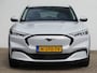 Ford Mustang Mach-E Extended RWD 98 kWh | SOH 94% | ADAPTIVE CRUISE | DODEHOEKDETECTIE | CAMERA | STUUR+STOEL+VOORRUITVERWARMING | PARKEERSENSOREN V+A | NAVI | APPLE CARPLAY / ANDROID AUTO | LMV 18" |