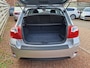 Toyota Auris 1.8 Full Hybrid Business