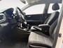Kia Stonic 1.0 T-GDi DynamicLine | Navigatie | Apple Carplay / Android Auto | Achterruitrij Camera | Cruise Control | Lichtmetalen Velgen |