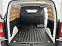 Peugeot Partner 1.2 Benzine 111PK Euro6 Premium / Airco / Navigatie / Cruise-ctr. / Schuifdeur + Raam / Radio multimedia / Apk 06-2027