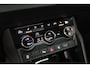 Skoda Karoq 1.5 TSI ACT Business Edition Plus Trekhaak, ACC, Camera, DAB, Apple Carplay/Android Auto