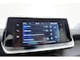 Peugeot 208 1.2 PureTech Allure 100pk | Climate Control | Camera | Apple Carplay - Android Auto | Stoelverwarming | Cruise Control | Parkeersensoren | DAB
