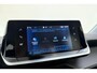 Peugeot 208 1.2 PureTech Allure 100pk | Climate Control | Camera | Apple Carplay - Android Auto | Stoelverwarming | Cruise Control | Parkeersensoren | DAB