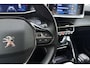 Peugeot 208 1.2 PureTech Allure 100pk | Climate Control | Camera | Apple Carplay - Android Auto | Stoelverwarming | Cruise Control | Parkeersensoren | DAB