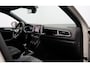 Volkswagen T-Roc 1.0 TSI R-Line Dealeronderh. / Stoelverwarming / Smartphone Integratie / Parkeerhulp voor- en achter / DAB+