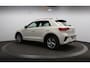 Volkswagen T-Roc 1.0 TSI R-Line Dealeronderh. / Stoelverwarming / Smartphone Integratie / Parkeerhulp voor- en achter / DAB+
