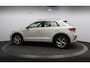 Volkswagen T-Roc 1.0 TSI R-Line Dealeronderh. / Stoelverwarming / Smartphone Integratie / Parkeerhulp voor- en achter / DAB+
