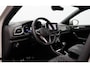Volkswagen T-Roc 1.0 TSI R-Line Dealeronderh. / Stoelverwarming / Smartphone Integratie / Parkeerhulp voor- en achter / DAB+