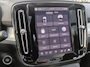 Volvo XC40 B4 211PK Plus Dark | BLIS | Trekhaak | 360 | H&K | Pano | Carplay | Elektr. Stoelen | ACC | Stoel/Stuur verwarming |