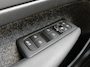 Volvo XC40 B4 211PK Plus Dark | BLIS | Trekhaak | 360 | H&K | Pano | Carplay | Elektr. Stoelen | ACC | Stoel/Stuur verwarming |
