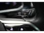 Volkswagen T-Roc 1.5 TSI 150pk R-Line Aut. [ Winterpakket Virtual Navi Apple/Android ]