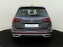 Volkswagen Tiguan 1.4 TSI Elegance eHybrid | SoH 97% | Trekhaak | Adaptieve demping | Matrix LED verlichting | Adaptieve cruise control | Dodehoekdetectie | Parkeersensoren | Stoel- en stuurwielverwarming |