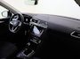 Volkswagen Tiguan 1.4 TSI Elegance eHybrid | SoH 97% | Trekhaak | Adaptieve demping | Matrix LED verlichting | Adaptieve cruise control | Dodehoekdetectie | Parkeersensoren | Stoel- en stuurwielverwarming |