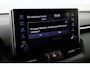Toyota RAV4 2.5 Hybrid 2WD Bi-Tone | Trekhaak | Apple Carplay / Android Auto | Stoel-/stuurverwarming | Verwarmbare voorruit | Leder | LED | Parkeersensoren voor/achter | Camera | Keyless | Adaptive Cruise | Clima | 18 inch