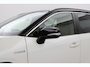 Toyota RAV4 2.5 Hybrid 2WD Bi-Tone | Trekhaak | Apple Carplay / Android Auto | Stoel-/stuurverwarming | Verwarmbare voorruit | Leder | LED | Parkeersensoren voor/achter | Camera | Keyless | Adaptive Cruise | Clima | 18 inch