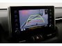 Toyota RAV4 2.5 Hybrid 2WD Bi-Tone | Trekhaak | Apple Carplay / Android Auto | Stoel-/stuurverwarming | Verwarmbare voorruit | Leder | LED | Parkeersensoren voor/achter | Camera | Keyless | Adaptive Cruise | Clima | 18 inch