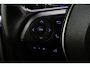 Toyota RAV4 2.5 Hybrid 2WD Bi-Tone | Trekhaak | Apple Carplay / Android Auto | Stoel-/stuurverwarming | Verwarmbare voorruit | Leder | LED | Parkeersensoren voor/achter | Camera | Keyless | Adaptive Cruise | Clima | 18 inch