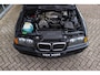 BMW 3-Serie Cabrio 318i Executive | Origineel NL | Cruise control | Stoelverwarming | Elektrische kap | Automatische airco | Leder Montana | Radio | Origineel
