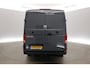 Volkswagen Crafter 2.0 TDI L3H2 177PK | 3000KG Trekgew. | Trekhaak | Airco | Cruise | Carplay | Navi | 2xSchuifdeur
