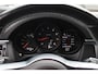 Porsche Macan 2.0 / Trekhaak / Panoramadak / Camera / Adaptieve Stoelen / Luchtvering / 21'' / Bose / Sportchrono / CarPlay / Dodehoek / DAB / ACC