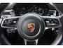 Porsche Macan 2.0 / Trekhaak / Panoramadak / Camera / Adaptieve Stoelen / Luchtvering / 21'' / Bose / Sportchrono / CarPlay / Dodehoek / DAB / ACC