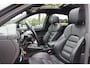 Porsche Macan 2.0 / Trekhaak / Panoramadak / Camera / Adaptieve Stoelen / Luchtvering / 21'' / Bose / Sportchrono / CarPlay / Dodehoek / DAB / ACC