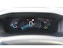 Peugeot e-2008 EV GT Pack 50 kWh | Fase 3 laden | SOH 97,50% | Panorama/schuifdak | Lederen bekleding | Stoelverwarming | NL auto |
