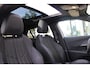 Peugeot e-2008 EV GT Pack 50 kWh | Fase 3 laden | SOH 97,50% | Panorama/schuifdak | Lederen bekleding | Stoelverwarming | NL auto |