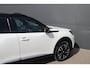 Peugeot e-2008 EV GT Pack 50 kWh | Fase 3 laden | SOH 97,50% | Panorama/schuifdak | Lederen bekleding | Stoelverwarming | NL auto |