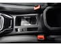 Volkswagen T-Roc 1.5 TSI 150pk DSG R-Line | Trekhaak | Achteruitrijcamera | Stoelverwarming