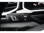 Volkswagen T-Roc 1.5 TSI 150pk DSG R-Line | Trekhaak | Achteruitrijcamera | Stoelverwarming