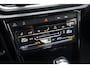 Volkswagen T-Roc 1.5 TSI 150pk DSG R-Line | Trekhaak | Achteruitrijcamera | Stoelverwarming