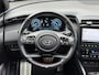 Hyundai Tucson 1.6 T-GDI PHEV 265pk N Line Sky 4WD | Panoramadak | 360 camera | Adaptieve cruise & lane assist | Leder/suede bekleding | Stoelverwarming&ventilatie | Stuurverwarming | Memory | Elektrische achterklep | Apple CarPlay | Navigatie | Full-LED | DAB | Keyless | 19 inch velgen | Volledig onderhouden