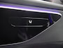 Mercedes-Benz C-klasse 300 e AMG Line Limited | Trekhaak | Panoramadak | Rijassistentiepakket Plus | 360 graden camera | Stoelverwarming |