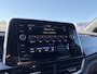Volkswagen T-Roc 1.5 TSI R-Line |Trekhaak | Camera | Adptieve CC | Climate Control | Keyless entry | NL-Auto