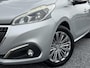 Peugeot 208 1.2 PureTech Blue Lease Executive ✓Dealer Onderhouden✓2e Eigenaar✓Navi✓Carplay✓Clima✓Cruise✓Pdc✓5 Deurs✓16'' Lm velgen✓N.A.P✓Apk tot 09-2027
