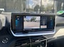 Peugeot e-2008 EV GT 50 kWh Alcantara/Leer | 18" Lichtmetaal | Stoelverwarming | LED | Adpatieve Cruise | Climate | Camera | Achteruitrijcamera | Afwijkende dakkleur | Airco (automatisch)