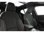 Volvo XC40 B4 (M-HYBRID) PLUS DARK -PANO.DAK|HARMAN/KARDON|CAMERA|POWER-SEATS|VERW.VOORRUIT|PRIVACY.GLAS|TREKHAAK|18"