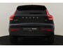 Volvo XC40 B4 (M-HYBRID) PLUS DARK -PANO.DAK|HARMAN/KARDON|CAMERA|POWER-SEATS|VERW.VOORRUIT|PRIVACY.GLAS|TREKHAAK|18"