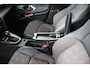 Toyota Yaris Cross 1.5 Hybrid 130 Executive | Premium Pack | Apple Carplay/Android Auto | parkeer sensoren v/a |