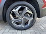 Hyundai Tucson 1.6 T-GDI HEV Premium Sky | Rijklaarprijs | Panoramadak | Leer | Elektrisch verstelbare, verwarmde en verkoelde voorstoelen | Navigatie | Apple CarPlay/Android Auto |