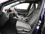 Volkswagen Golf 1.4 eHybrid GTE | PANORAMADAK | IQ | HUD |PARKEERSENSOREN | STOELVERWARMING |