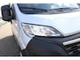 Opel Movano 2.2D 140 Zwaar L2H2 3.5t | 3 Zitplaatsen | Elektrische Laadklep | Achteruitrijd Camera | Laadruimte Betimmering | Airco & Cruise Control |