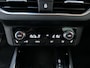 Skoda Kamiq 1.0 TSI 110pk Business Edition LED Trekhaak Camera Stoelverwarming Navigatie
