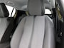 Peugeot e-208 EV Allure 50 kWh 136pk | Lage kilometerstand | Navigatie | Achteruitrijcamera | Stoelverwarming | Climate Control | Cruise Control | Parkeersensoren | Stof/kunstleder | Keyless start | Apple Carplay / Android Auto | DAB+ radio | Led koplampen | Donker getint glas | 16" lichtmetalen velgen |
